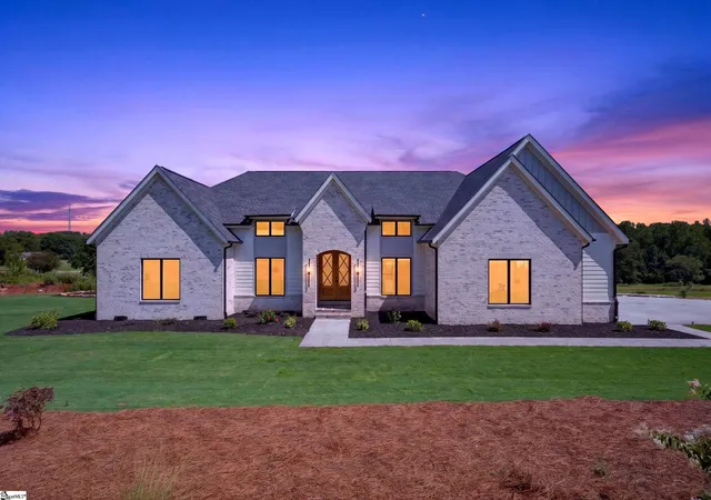 Photo 2 of Single family home for sale at 91 S Bates Rd, Taylors, SC 29687 | MLS# 1600119 | Listing updated on 2026-08-07