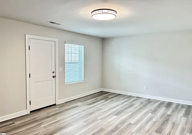 Photo 3 of Sale Pending at 243 Taylor Woods Ct, Greenville, SC 29607 | MLS# 1591910 | Listing updated on 2026-10-01