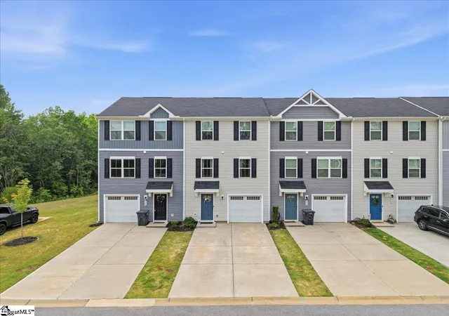 Photo 2 of Townhouse for sale at 226 Maple Forge Trl, Greenville, SC 29617 | MLS# 1593018 | Listing updated on 2026-07-02
