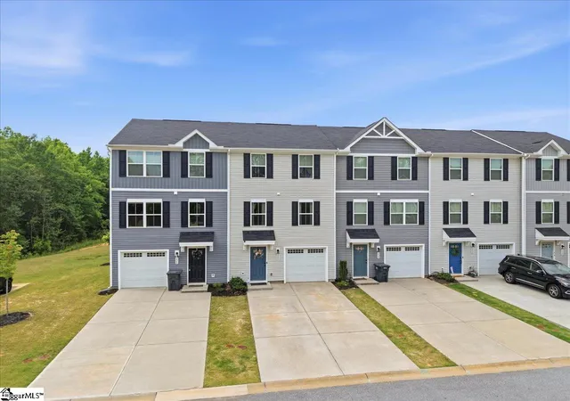 Photo 3 of Townhouse for sale at 226 Maple Forge Trl, Greenville, SC 29617 | MLS# 1593018 | Listing updated on 2026-07-02
