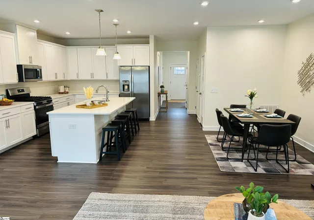 Photo 4 of Townhouse for sale at 150 Eagle Wood Dr, Greenville, SC 29607 | MLS# 1590200 | Listing updated on 2026-09-01