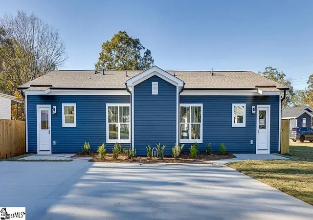 Photo 2 of Multi family home for sale at 401 S Franklin Rd, Greenville, SC 29609 | MLS# 1601518 | Listing updated on 2026-09-04
