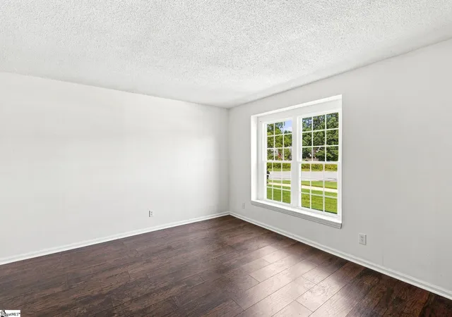 Photo 4 of Townhouse for sale at 4 Birchview St, Taylors, SC 29687 | MLS# 1600670 | Listing updated on 2026-09-09