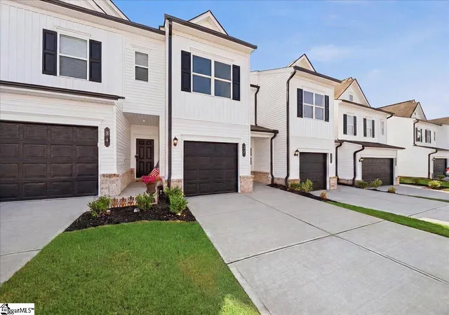 Photo 1 of Townhouse for sale at 32 Lone Cypress St, Travelers Rest, SC 29690 | MLS# 1584979 | Listing updated on 2026-09-15