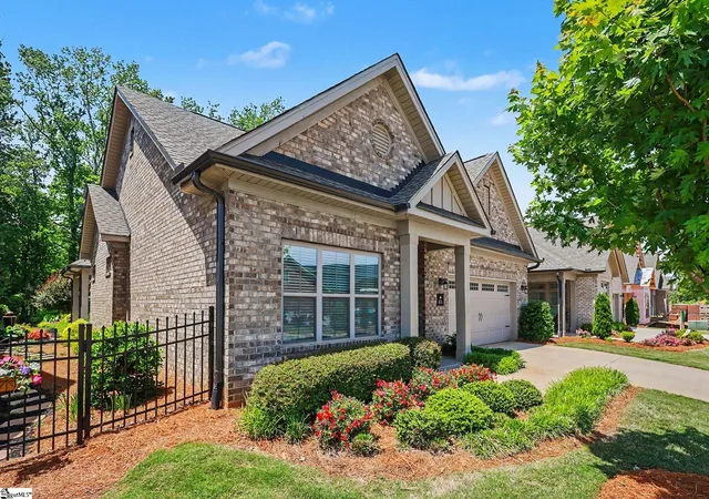 Homes for sale in Greer, SC | 616 Elexa Ct, Greer, SC 29650 | MLS# 1590743