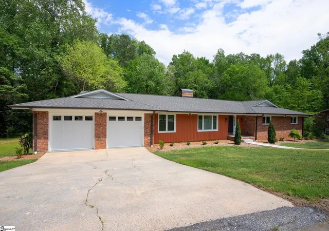 3rd image of 102 Ramblewood Ln, Greenville, SC 29615 | MLS# 1523292