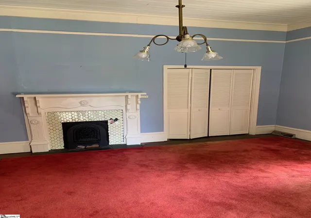 Photo 3 of Sale Pending at 520 W Main St, Laurens, SC 29360 | MLS# 1598359 | Listing updated on 2026-09-09