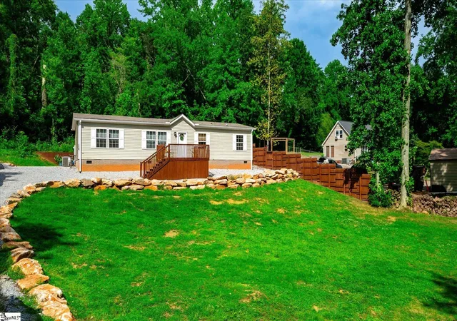 Homes for sale in Pickens, SC | 230 Durham Mill Rd, Pickens, SC 29671 | MLS# 1596858
