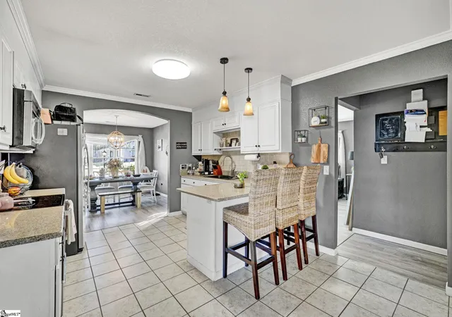 Photo 4 of Sale Pending at 119 Ashwood Ln, Anderson, SC 29625 | MLS# 1573323 | Listing updated on 2026-02-03