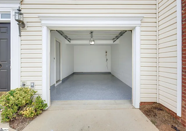 Photo 3 of Townhouse for sale at 110 Cambria Ct, Mauldin, SC 29662 | MLS# 1599573 | Listing updated on 2026-09-01