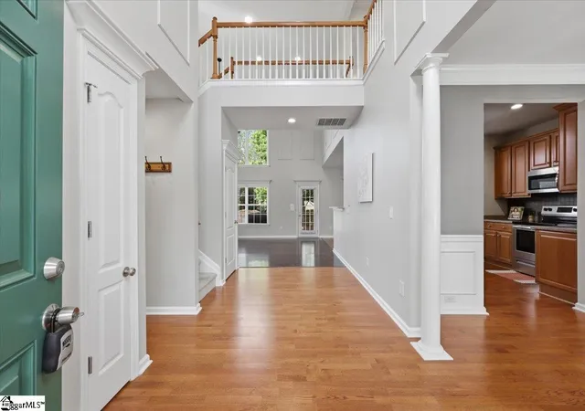 Photo 3 of Single family home for sale at 1 Braeburn Dr, Simpsonville, SC 29681 | MLS# 1588819 | Listing updated on 2026-05-31