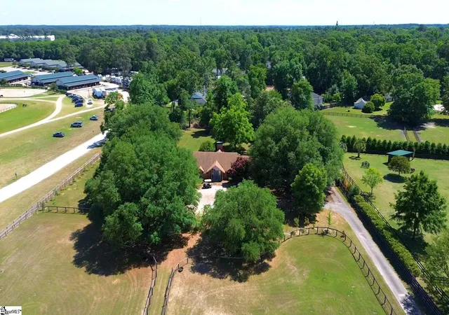 Photo 3 of House for sale at 1242,1241,1240 Se Audubon Dr, Aiken, SC 29803 | MLS# 1582880 | Listing updated on 2026-10-17
