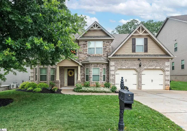 Photo 1 of Single family home for sale at 224 Dairwood Dr, Simpsonville, SC 29680 | MLS# 1597741 | Listing updated on 2026-07-30