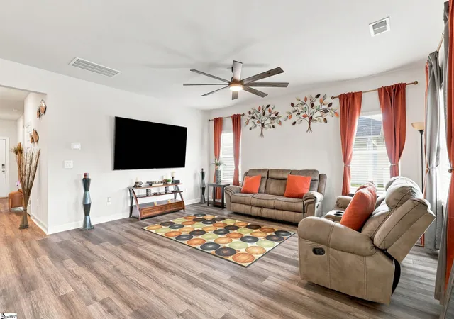 Photo 3 of Single family home for sale at 130 Firehole Rd, Gray Court, SC 29645 | MLS# 1601738 | Listing updated on 2026-08-27