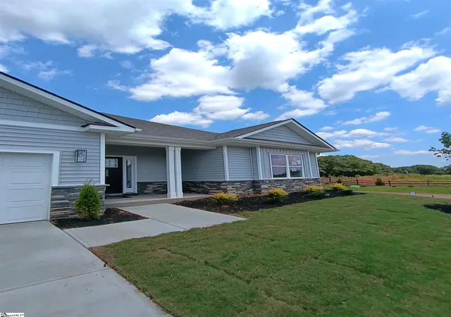 Photo 2 of Single family home for sale at 200 Glencliff Wy #Lot 91, Simpsonville, SC 29680 | MLS# 1585750 | Listing updated on 2026-08-06
