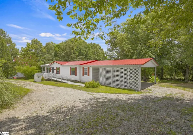 Homes for sale in Walhalla, SC | 210 Deer Creek Trl, Walhalla, SC 29691 | MLS# 1596139