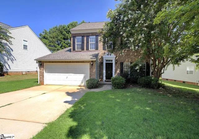 Photo 3 of Single family home for sale at 210 Highgate Cir, Greer, SC 29650 | MLS# 1598255 | Listing updated on 2026-07-20