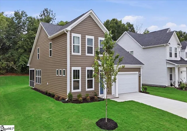 Photo 2 of Sale Pending at 119 Beaverdam Creek Dr, Anderson, SC 29621 | MLS# 1601288 | Listing updated on 2026-09-09