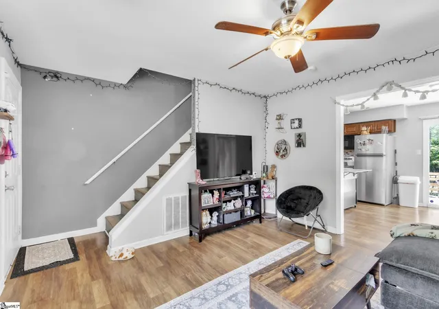 Photo 4 of House for sale at 124 Bonner Rd, Spartanburg, SC 29303 | MLS# 1590112 | Listing updated on 2026-06-11