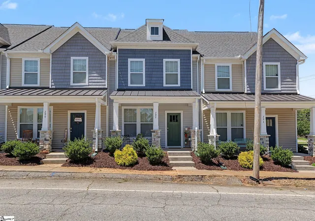 Homes for sale in Woodruff, SC | 284 E Hayne St, Woodruff, SC 29388 | MLS# 1595678