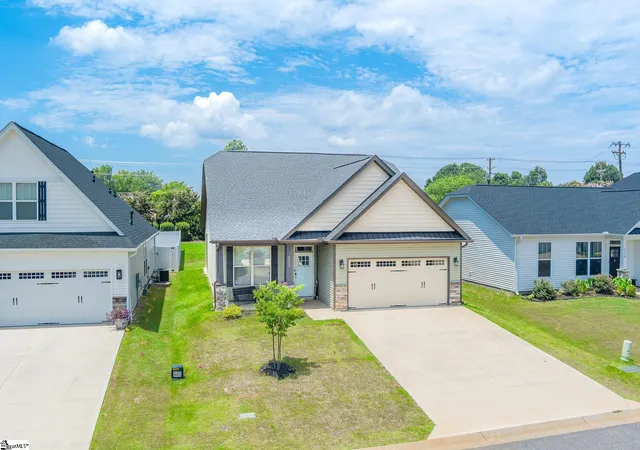 Photo 3 of Single family home for sale at 2622 Karkinnen Wy, Moore, SC 29369 | MLS# 1597336 | Listing updated on 2026-08-31