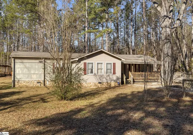 Photo 1 of Manufactured home for sale at 2728 Indian Mound Rd, Laurens, SC 29360 | MLS# 1600997 | Listing updated on 2026-09-11