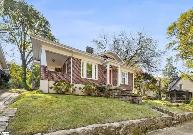 3rd image of 306 Russell Ave, Greenville, SC 29609 | MLS# 1574510