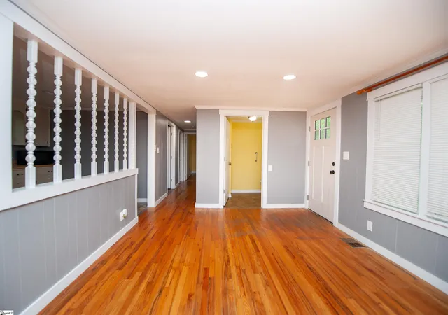 Photo 3 of Single family home for sale at 4380 Clifton Glendale Rd, Spartanburg, SC 29307 | MLS# 1599077 | Listing updated on 2026-08-21