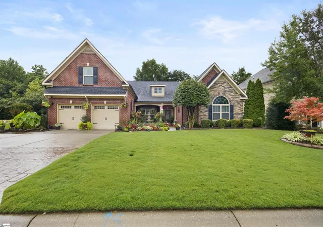 Photo 1 of Single family home for sale at 197 Colfax Dr, Boiling Springs, SC 29316 | MLS# 1598424 | Listing updated on 2026-08-07