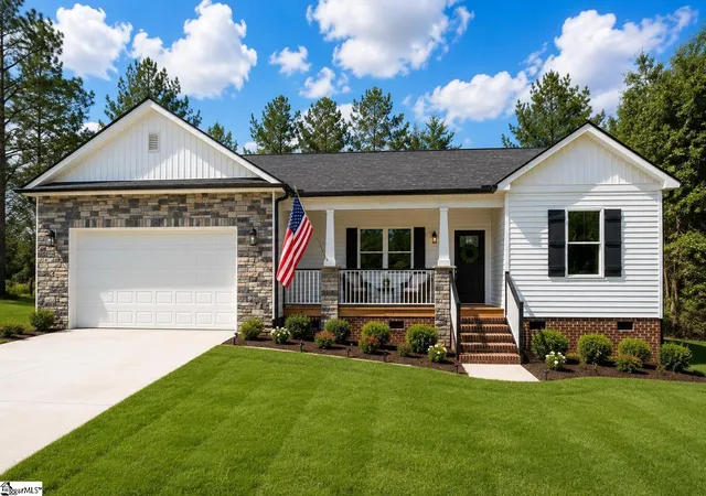 Photo 1 of Single family home for sale at 220 Emory Dr, Easley, SC 29640 | MLS# 1600994 | Listing updated on 2026-08-14