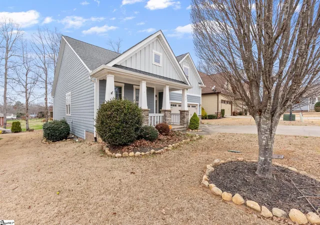 Photo 3 of Single family home for sale at 219 Chickadee Trl, Easley, SC 29642 | MLS# 1583531 | Listing updated on 2026-08-25