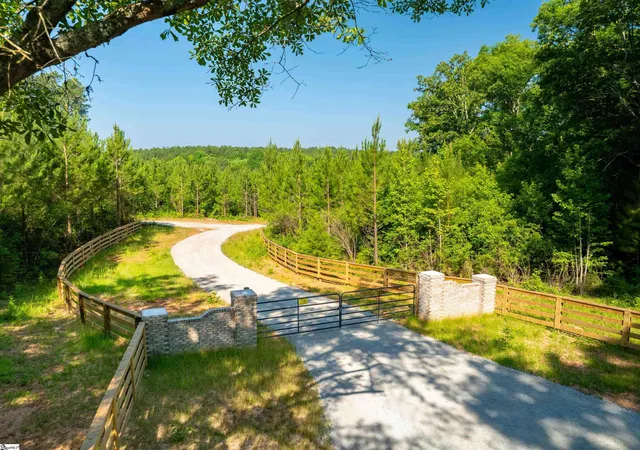 Land for sale at 1332 Arnold Ln, Waterloo, SC 29384 | MLS# 1597067