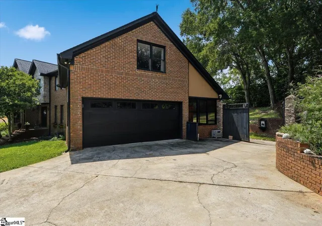 Photo 50 of Single family home for sale at 105 Sugar Hill Ct, Simpsonville, SC 29681 | MLS# 1601025 | Listing updated on 2026-09-05
