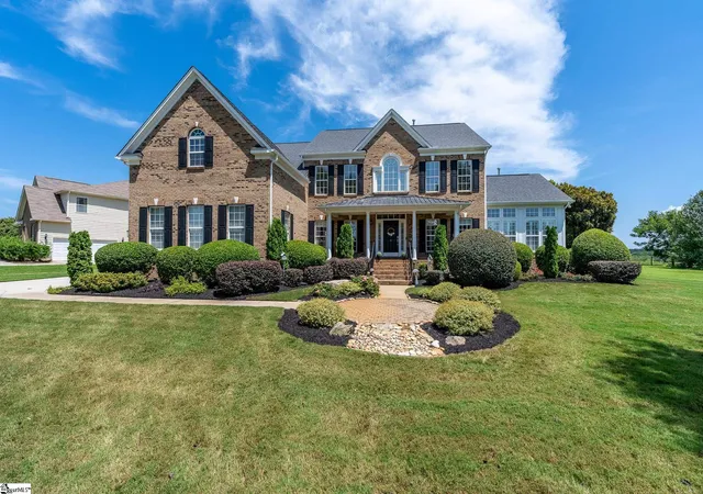 Photo 1 of Single family home for sale at 8 Scotts Bluff Dr, Simpsonville, SC 29681 | MLS# 1601998 | Listing updated on 2026-09-08
