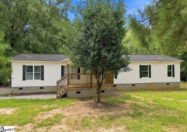 Photo 1 of Manufactured home for sale at 261 Coleman Rd, Clinton, SC 29325 | MLS# 1602101 | Listing updated on 2026-08-27