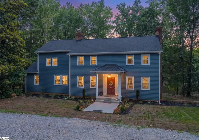 Photo 3 of Single family home for sale at 141 Shoreham Rd, Spartanburg, SC 29307 | MLS# 1597604 | Listing updated on 2026-09-19