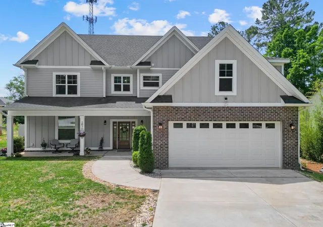 1st image of 101 S Valley Ln, Greenville, SC 29611 | MLS# 1591695