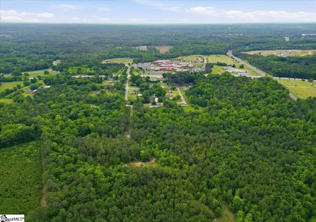 2nd image of 161 Elaine's Dr, Clinton, SC 29325 | MLS# 1591690