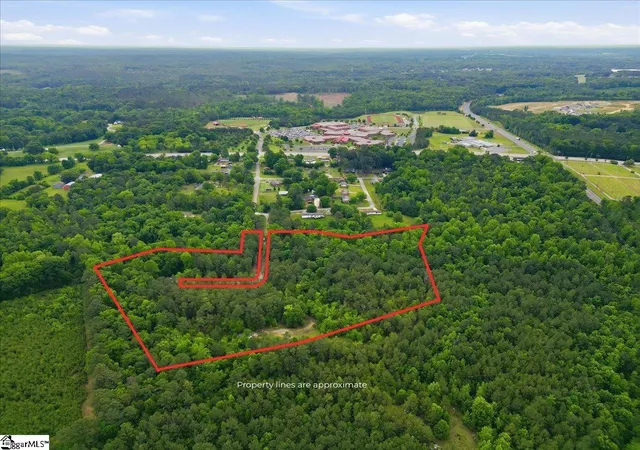 3rd image of 161 Elaine'S Dr, Clinton, SC 29325 | MLS# 1591690