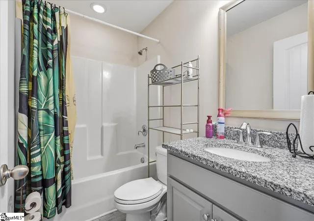 Photo 4 of Single family home for sale at 16 Steeds Glen Rd, Piedmont, SC 29673 | MLS# 1600522 | Listing updated on 2026-08-26