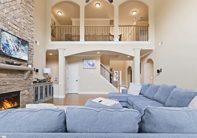 Photo 3 of Single family home for sale at 230 Tuxedo Ln, Greer, SC 29651 | MLS# 1599521 | Listing updated on 2026-09-17