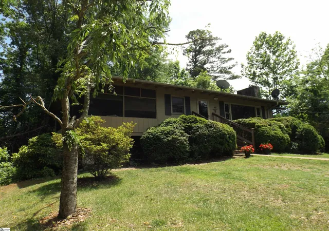 Photo 2 of Single family home for sale at 5018 Dacusville Hwy, Marietta, SC 29661 | MLS# 1592326 | Listing updated on 2026-06-03