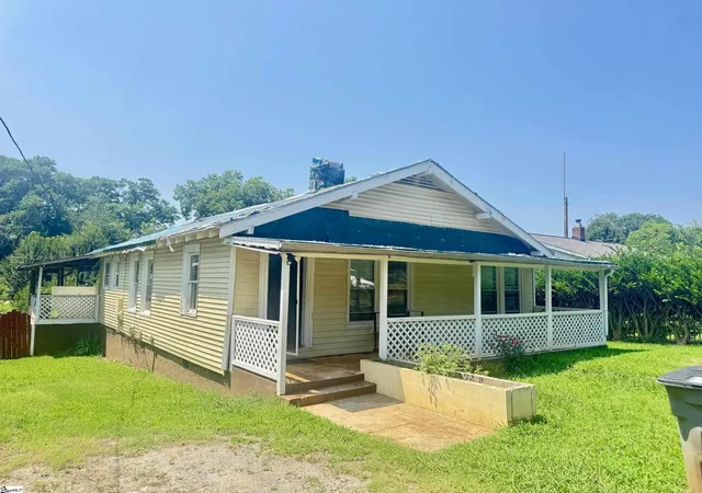 Photo 1 of Sale Pending at 109 Bailey St, Greenville, SC 29609 | MLS# 1601566 | Listing updated on 2026-09-06