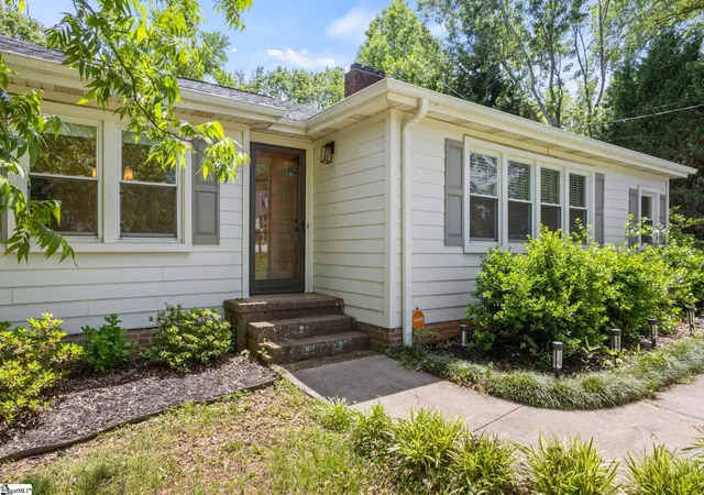 1st image of 28 Buena Vista Ave, Greenville, SC 29607 | MLS# 1591584