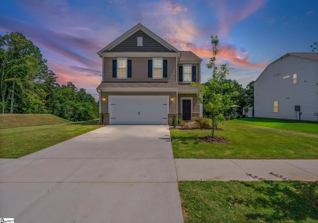 Photo 1 of Single family home for sale at 147 Somerset Ln, Central, SC 29630 | MLS# 1602512 | Listing updated on 2026-09-03
