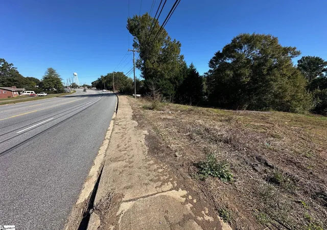 Photo 1 of Land for sale at 4810 Chesnee Hwy, Chesnee, SC 29323 | MLS# 1572329 | Listing updated on 2026-08-30