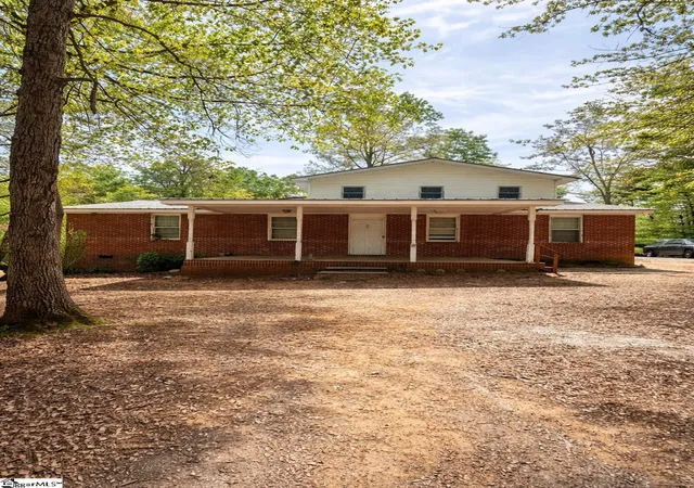 Single family home for sale at 4124 414 Highway, Landrum, SC 29356 | MLS# 1602458