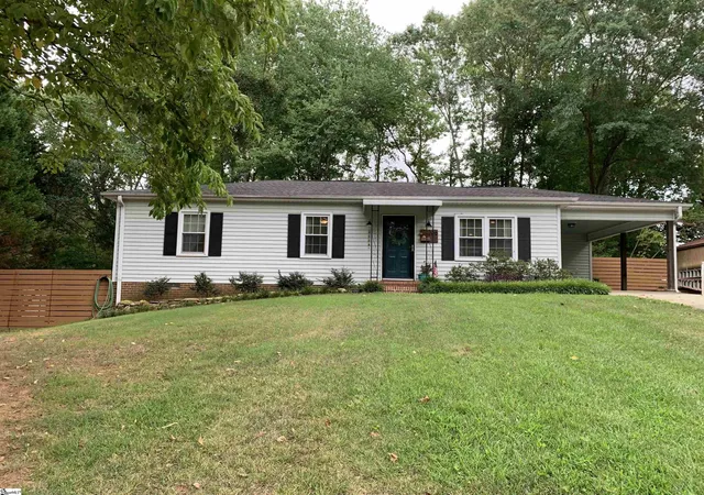 Photo 1 of Sale Pending at 206 Mill Estate Rd, Taylors, SC 29687 | MLS# 1594348 | Listing updated on 2026-09-16