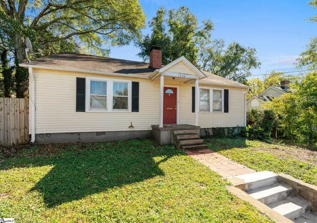 Photo 1 of House for sale at 1608 E North St, Greenville, SC 29607 | MLS# 1608114 | Listing updated on 2026-10-31