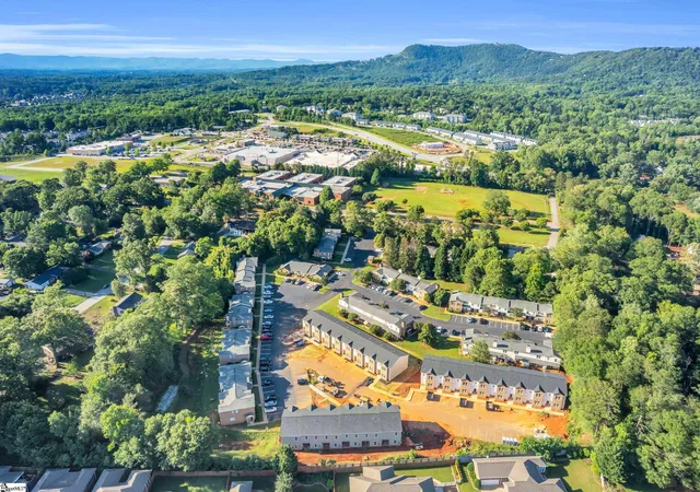 Photo 27 of Townhouse for sale at 215 Duncan Chapel Rd #39, Greenville, SC 29617 | MLS# 1600496 | Listing updated on 2026-09-17